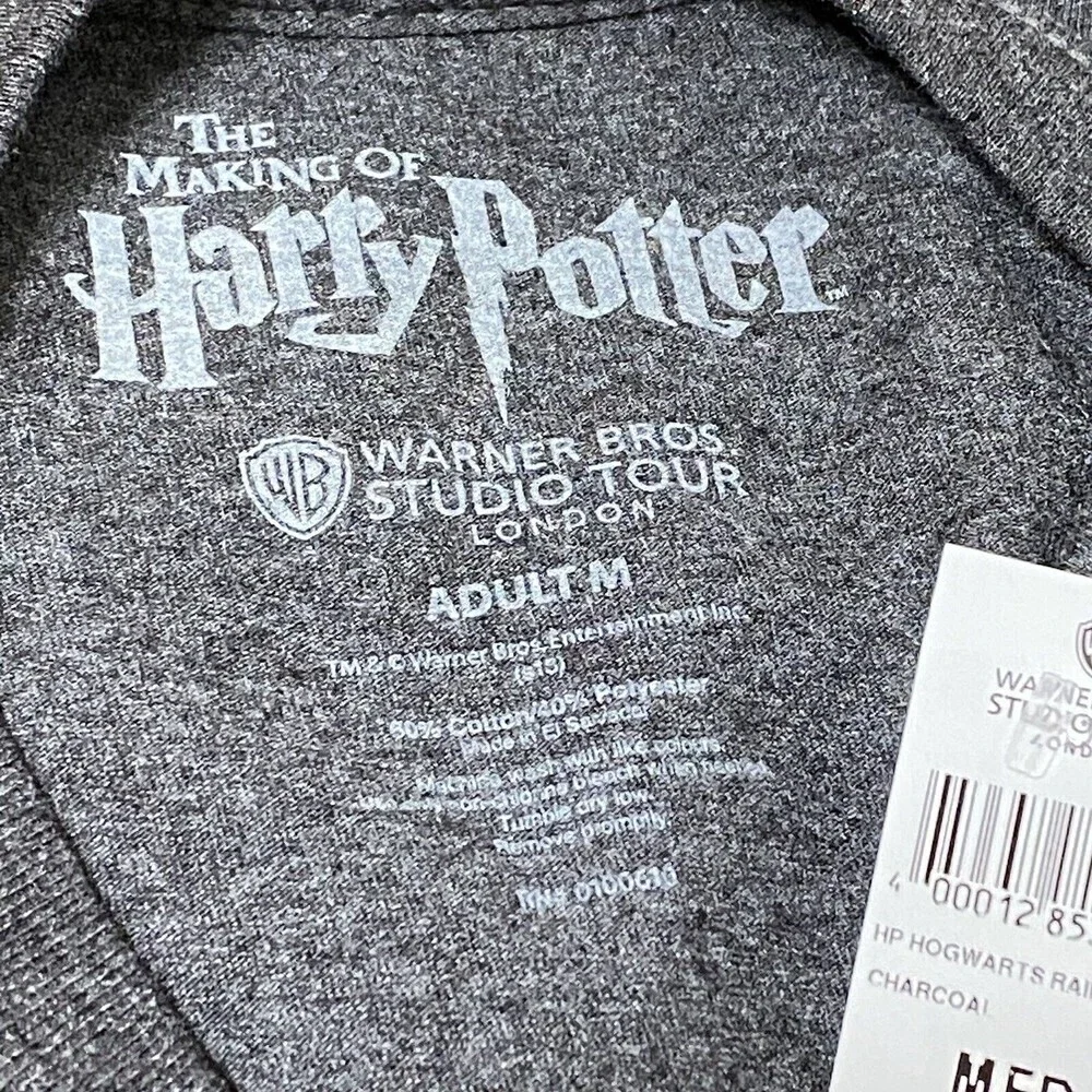Harry Potter Studio Tour Hogwarts Railways Crest Gray Tee Medium NWT - Picture 4 of 5
